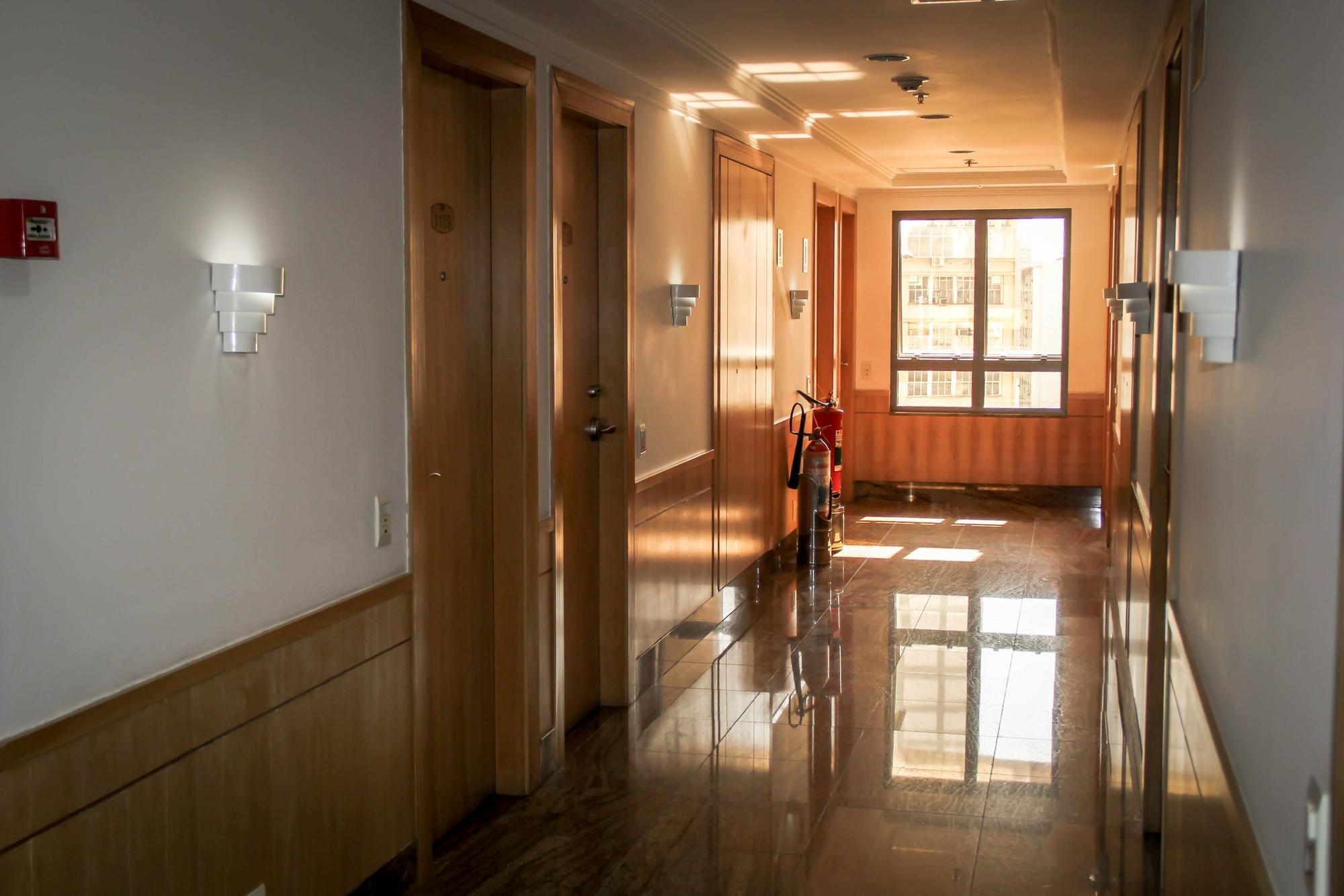 Hotel Atlantico Tower Rio de Janeiro Exterior photo A corridor in a hotel