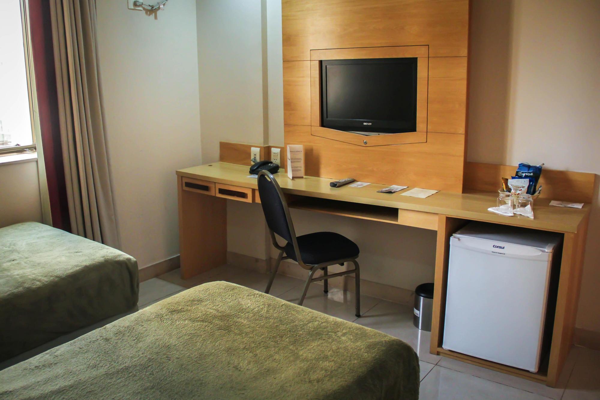 Hotel Atlantico Tower Rio de Janeiro Exterior photo A room in a hotel