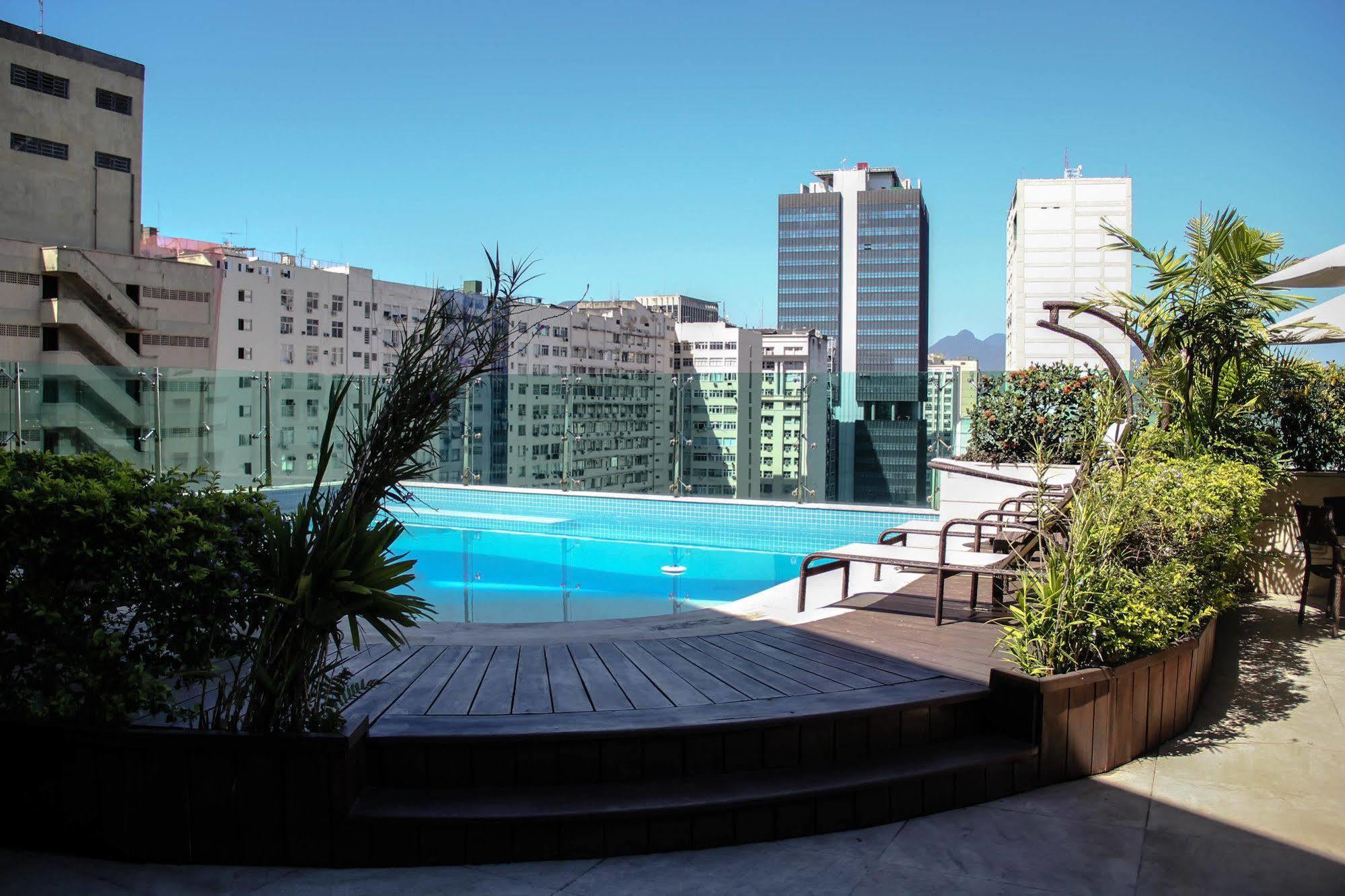 Hotel Atlantico Tower Rio de Janeiro Exterior photo The pool of the hotel